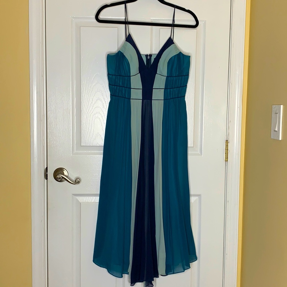 Super cute Max and Cleo Dress in Size 6